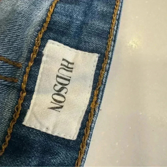 Hudson jeans kids size 7 unisex. Straight leg cuffed hem perfect condition - Picture 4 of 9